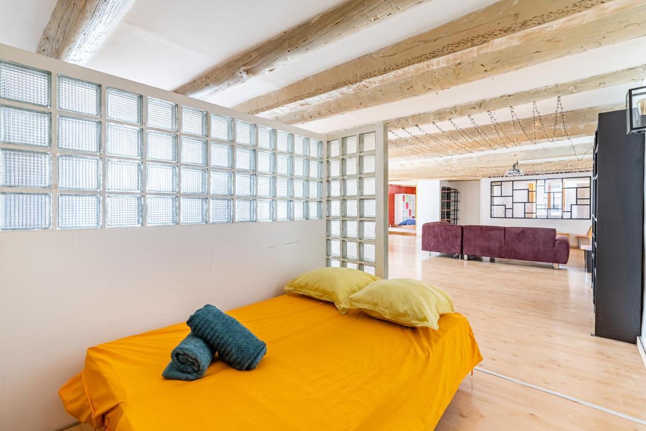 Dina Great Big Appartment - 6 Pers With Overhead Projector Marselha Exterior foto